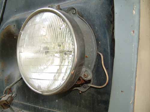 Headlight-off-01